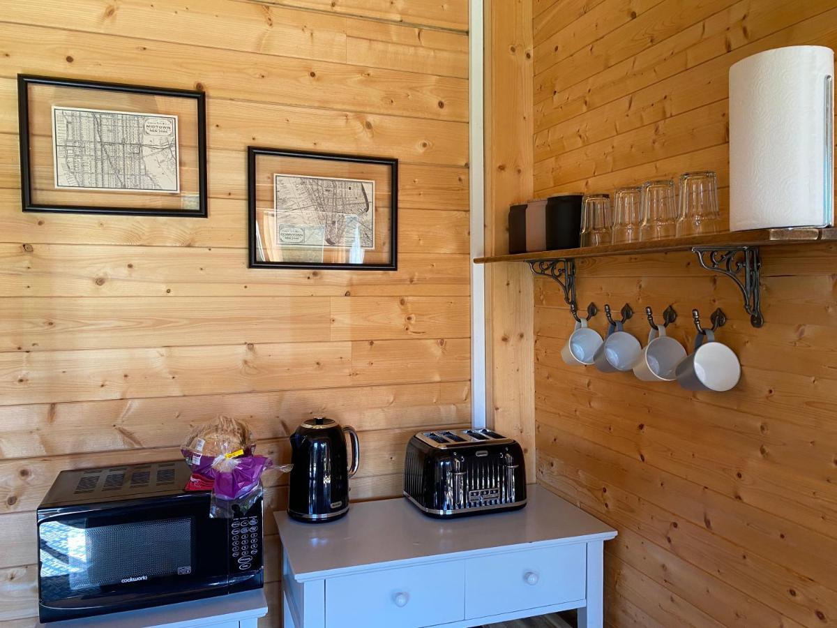 Modern Summerhouse Lymington Exterior photo